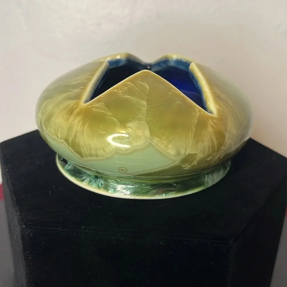 Edgecomb Potters Green Crystalline Glazed Star Cut Ikebana Vase Flower‎ Frog